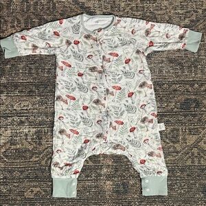Ann & Dan Bamboo Neutral Mushroom Print Sleep Suit